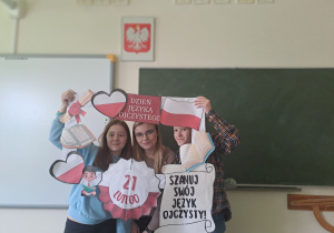 uczniowie w fotoramce