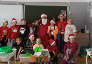 Zdjęcie pamiątkowe z Mikołajem.