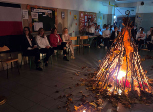 Narodowe Święto Niepodległości w „dużej szkole”