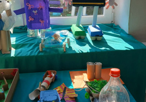 Kreatywne zabawki ekologiczne z różnych „eko-śmieci”.